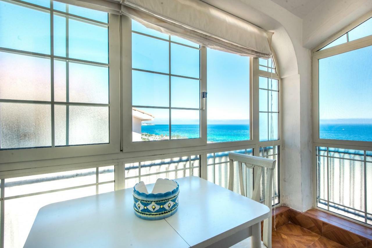 פלרמו Casa Con Terrazza Sul Mare All'Addaura מראה חיצוני תמונה