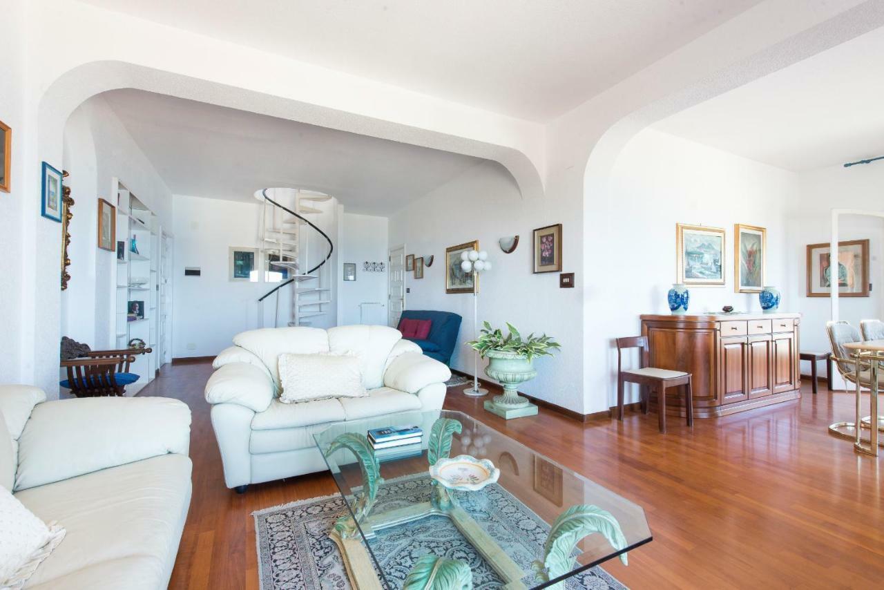 פלרמו Casa Con Terrazza Sul Mare All'Addaura מראה חיצוני תמונה
